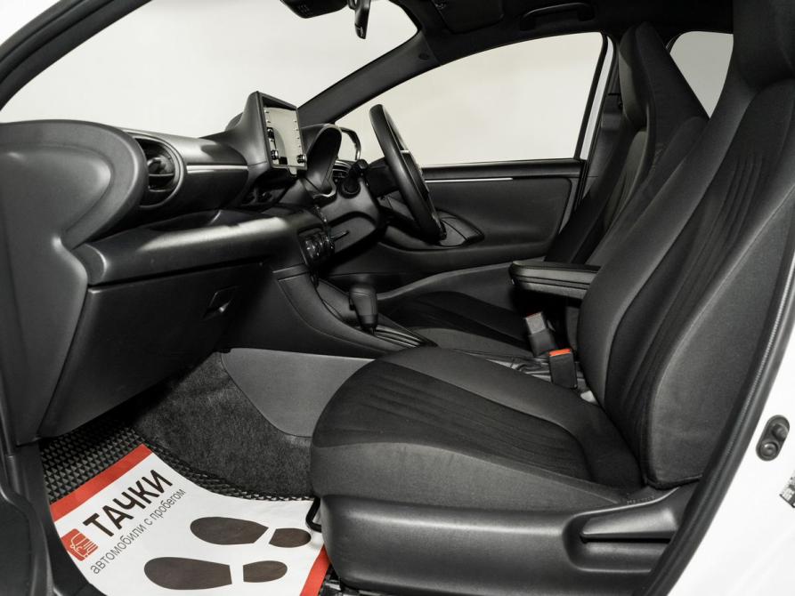 Toyota Yaris IV Иркутск  - изображение 6