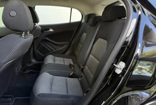 Mercedes-Benz GLA I (X156) Рестайлинг с пробегом 2018 года, цена 2 365 000 рублей, 93562 км, внедорожник, Автокод Объявления