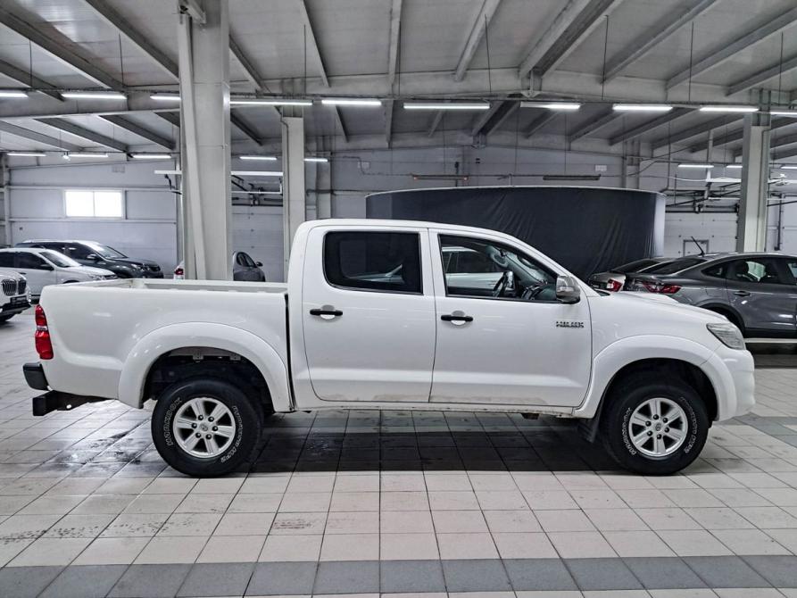 Toyota Hilux VII Рестайлинг Набережные Челны  - изображение 5