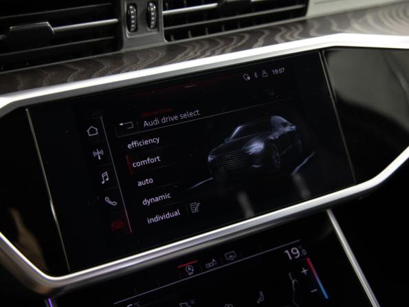 Audi A6 V (C8) с пробегом 2019 года, цена 3 349 000 рублей, 147455 км, седан, Автокод Объявления