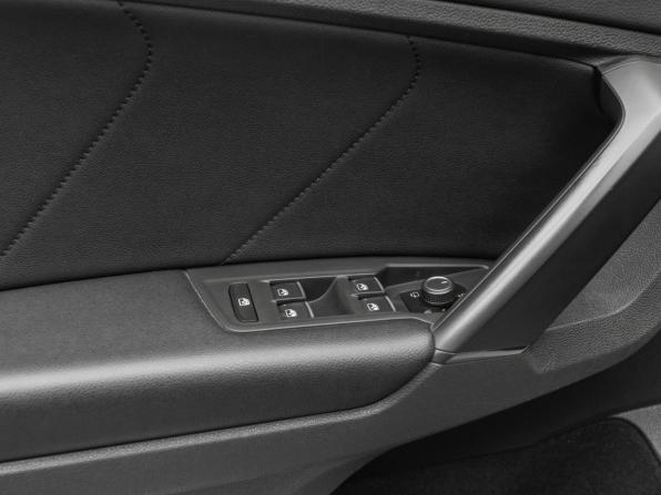 Volkswagen Tiguan II с пробегом 2018 года, цена 2 420 000 рублей, 157095 км, внедорожник, Автокод Объявления