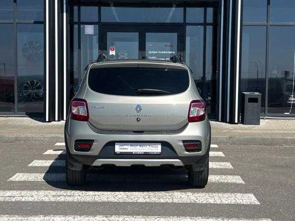 Renault Sandero II с пробегом 2017 года, цена 1 093 000 рублей, 73500 км, хэтчбек, Автокод Объявления