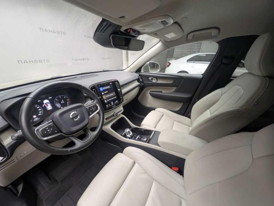 Volvo XC40 I Москва  - изображение 9