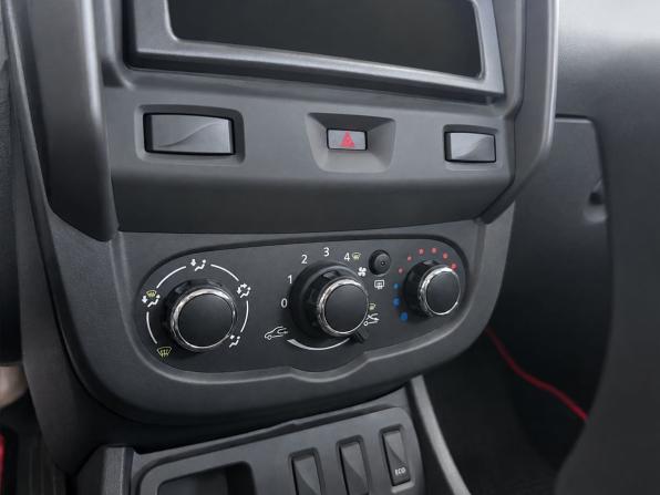 Renault Duster I Рестайлинг с пробегом 2018 года, цена 1 129 000 рублей, 78247 км, внедорожник, Автокод Объявления