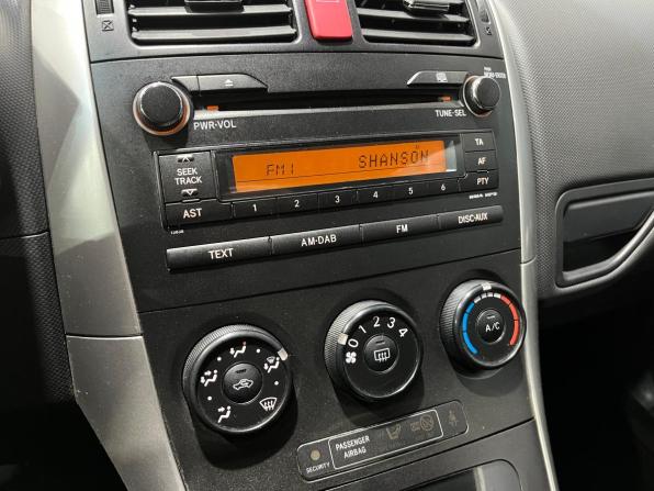 Toyota Auris I Рестайлинг с пробегом 2010 года, цена 660 000 рублей, 139850 км, хэтчбек, Автокод Объявления