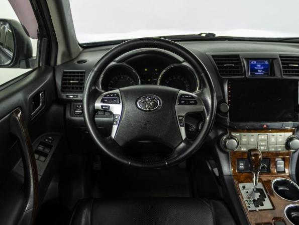 Toyota Highlander II (XU40) Рестайлинг с пробегом 2011 года, цена 1 469 000 рублей, 402723 км, внедорожник, Автокод Объявления