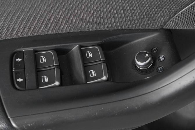 Audi Q3 I (8U) с пробегом 2011 года, цена 1 349 000 рублей, 225000 км, внедорожник, Автокод Объявления