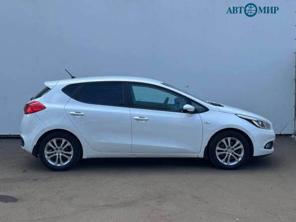 Kia Ceed II с пробегом 2015 года, цена 1 330 000 рублей, 121670 км, хэтчбек, Автокод Объявления