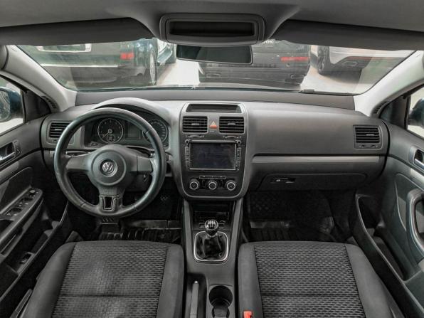 Volkswagen Jetta V с пробегом 2009 года, цена 405 000 рублей, 281000 км, седан, Автокод Объявления