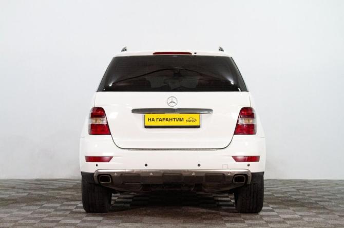 Mercedes-Benz M-Класс II (W164) Рестайлинг с пробегом 2009 года, цена 1 399 000 рублей, 371000 км, внедорожник, Автокод Объявления
