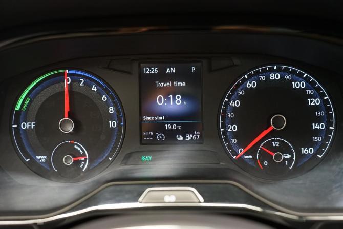 Volkswagen Bora IV с пробегом 2019 года, цена 2 540 000 рублей, 44700 км, седан, Автокод Объявления