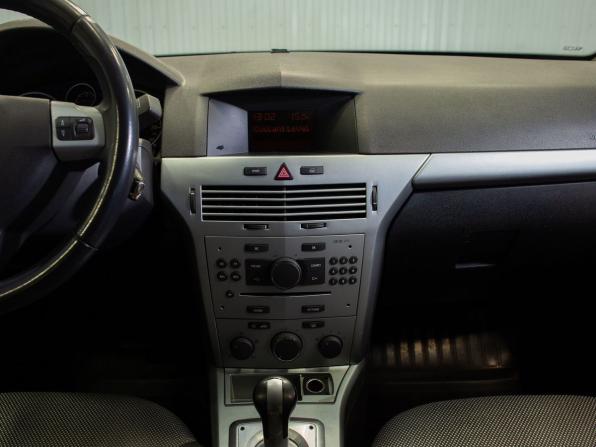 Opel Astra H Рестайлинг с пробегом 2012 года, цена 645 000 рублей, 189452 км, универсал, Автокод Объявления