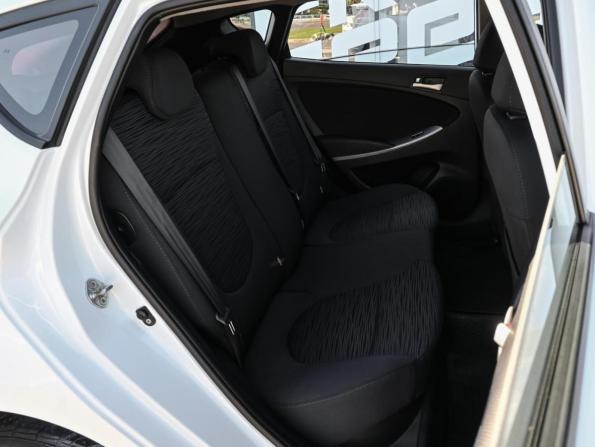 Hyundai Solaris I Рестайлинг с пробегом 2014 года, цена 859 000 рублей, 174574 км, хэтчбек, Автокод Объявления