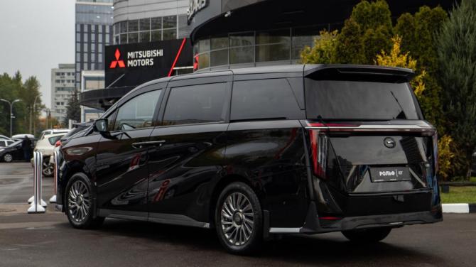 GAC M8 с пробегом 2024 года, цена 4 178 000 рублей, 39662 км, минивэн, Автокод Объявления