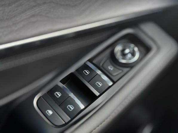 Exeed LX I Рестайлинг с пробегом 2022 года, цена 1 625 000 рублей, 96177 км, внедорожник, Автокод Объявления