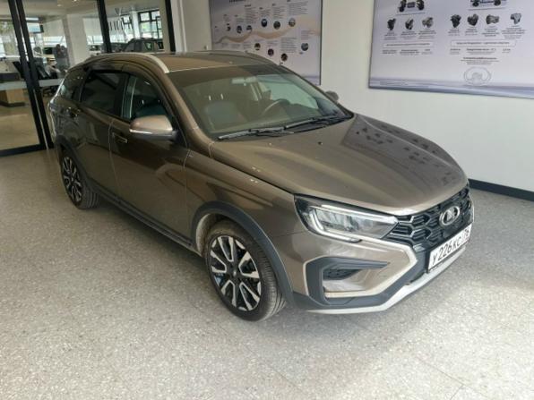 Lada (ВАЗ) Vesta I Рестайлинг (NG) с пробегом 2024 года, цена 1 415 000 рублей, 71013 км, универсал, Автокод Объявления