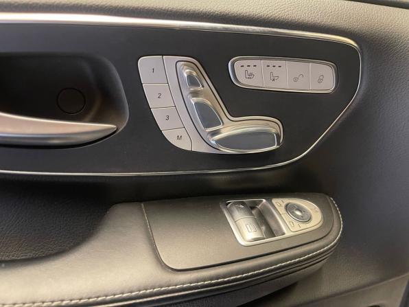 Mercedes-Benz V-Класс III (W447) с пробегом 2017 года, цена 4 599 000 рублей, 210000 км, минивэн, Автокод Объявления