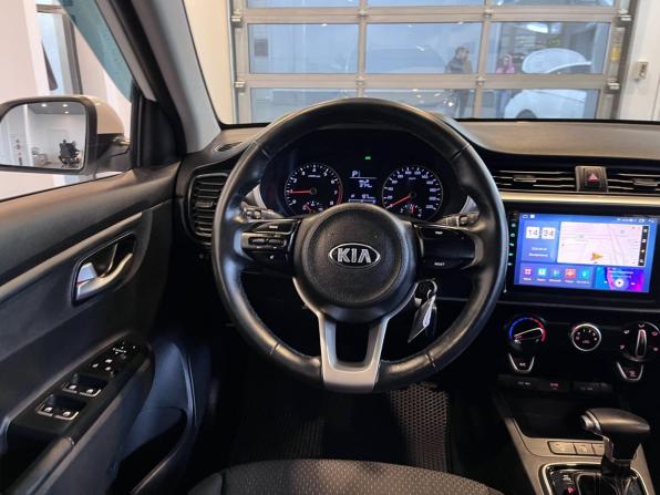 Kia Rio IV Рестайлинг с пробегом 2021 года, цена 2 050 000 рублей, 63078 км, хэтчбек, Автокод Объявления