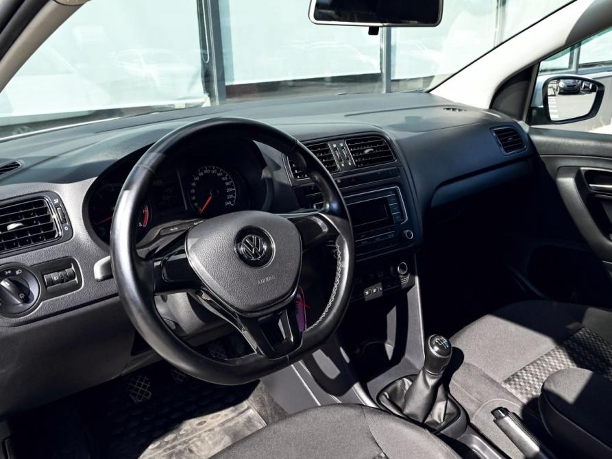 Volkswagen Polo V Рестайлинг Екатеринбург  - изображение 13