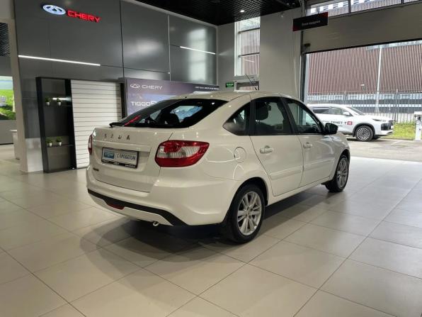 Lada (ВАЗ) Granta I Рестайлинг с пробегом 2018 года, цена 675 000 рублей, 118960 км, хэтчбек, Автокод Объявления