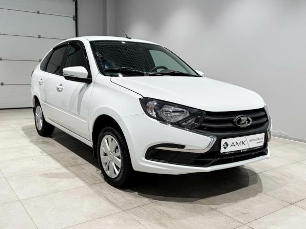 Lada (ВАЗ) Granta I Рестайлинг с пробегом 2024 года, цена 880 279 рублей, 33328 км, лифтбек, Автокод Объявления