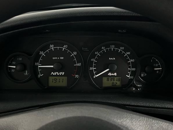 Chevrolet Niva I Рестайлинг с пробегом 2018 года, цена 770 000 рублей, 83918 км, внедорожник, Автокод Объявления