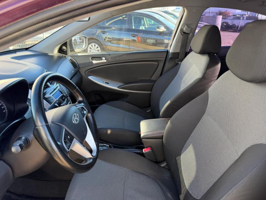 Hyundai Solaris I Набережные Челны  - изображение 12