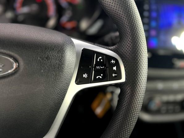 Lada (ВАЗ) Vesta I с пробегом 2021 года, цена 1 300 000 рублей, 31315 км, седан, Автокод Объявления