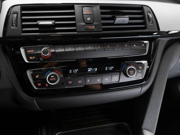 BMW 3 серии VI (F3x) Рестайлинг с пробегом 2018 года, цена 2 650 000 рублей, 112864 км, седан, Автокод Объявления