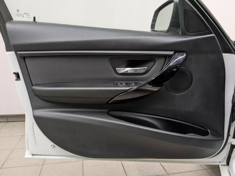 BMW 3 серии VI (F3x) Рестайлинг Москва  - изображение 13