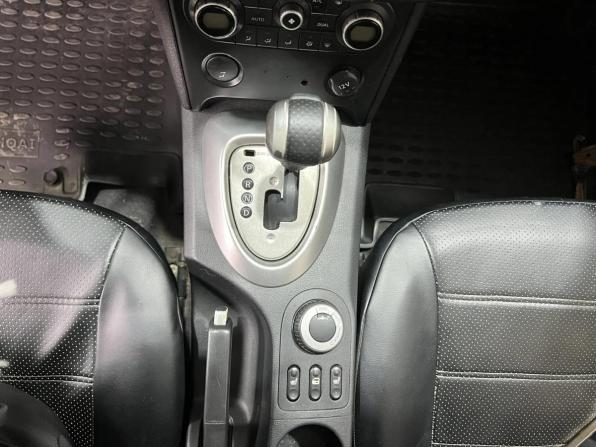 Nissan Qashqai I с пробегом 2008 года, цена 830 000 рублей, 262097 км, внедорожник, Автокод Объявления