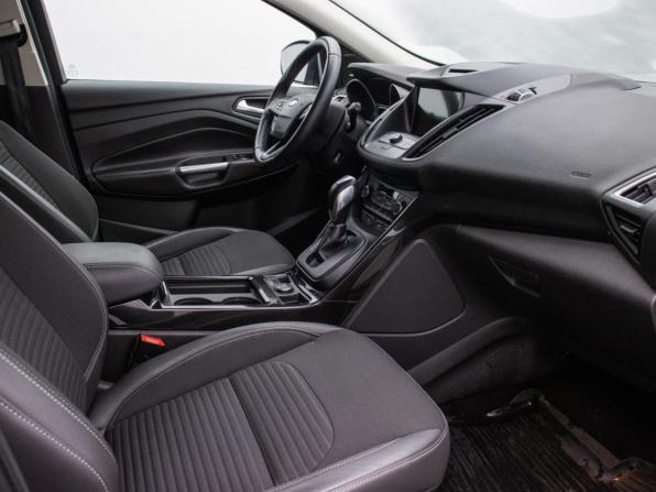 Ford Kuga II Рестайлинг с пробегом 2019 года, цена 1 880 000 рублей, 44500 км, внедорожник, Автокод Объявления