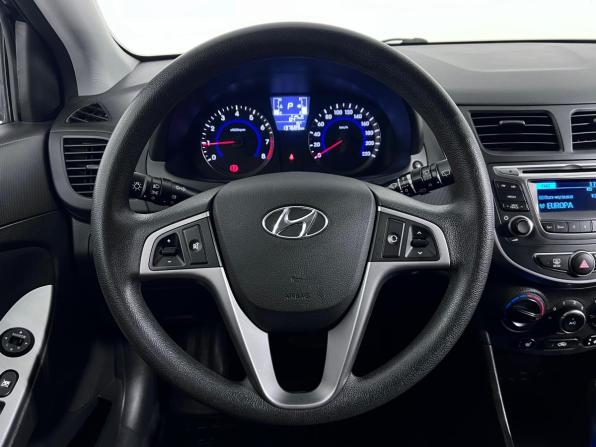 Hyundai Solaris I Рестайлинг с пробегом 2016 года, цена 1 120 000 рублей, 137688 км, хэтчбек, Автокод Объявления