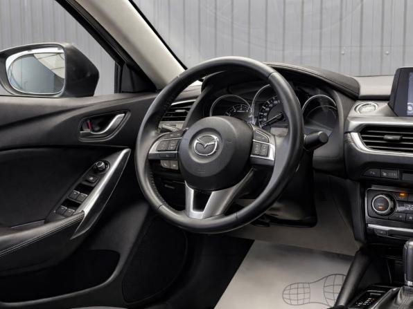 Mazda 6 III (GJ) Рестайлинг с пробегом 2015 года, цена 1 817 000 рублей, 144425 км, седан, Автокод Объявления