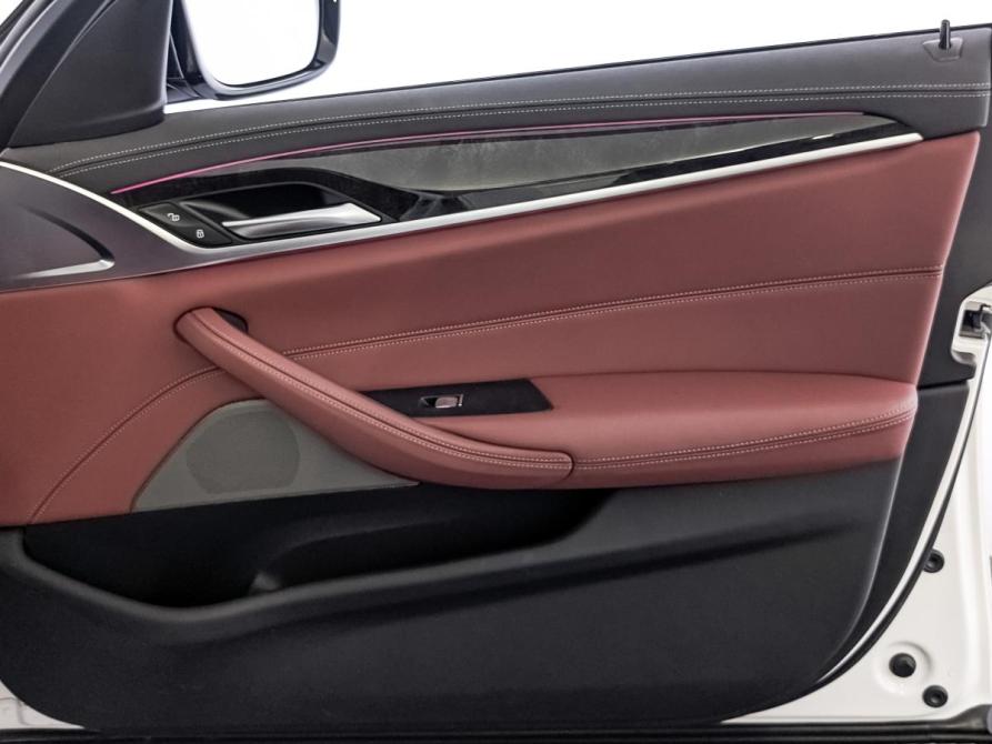 BMW 5 серии VII (G30/G31/G38) Рестайлинг Москва  - изображение 25