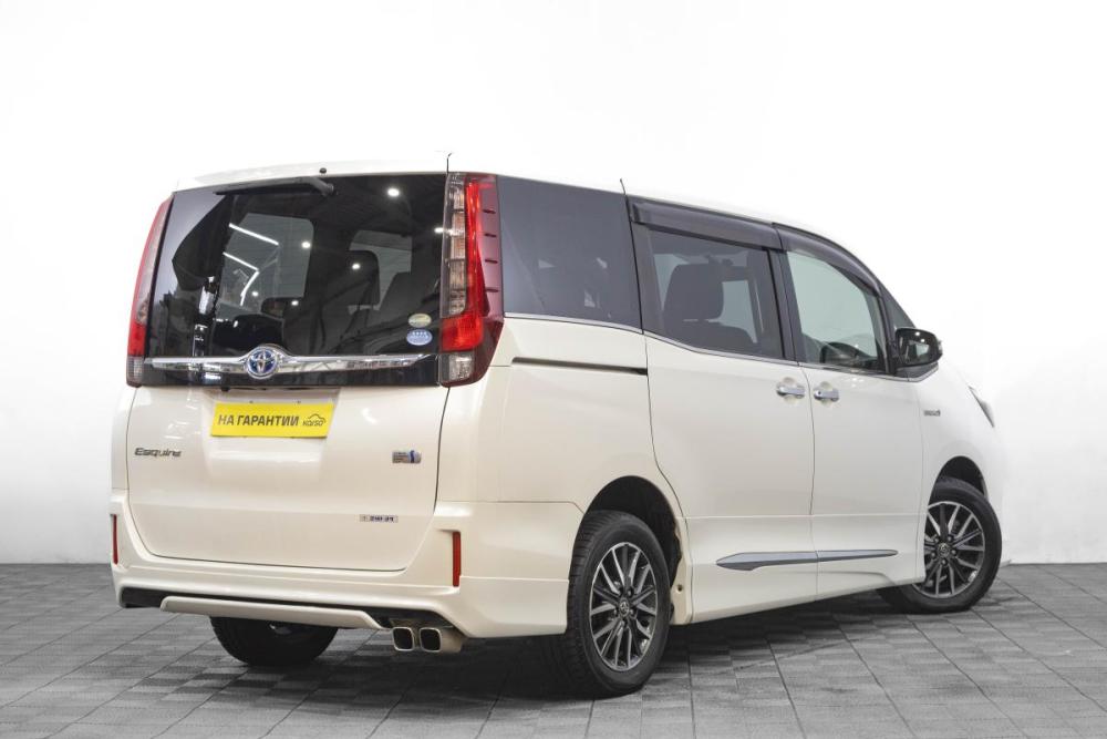 Toyota Esquire I Барнаул  - изображение 5