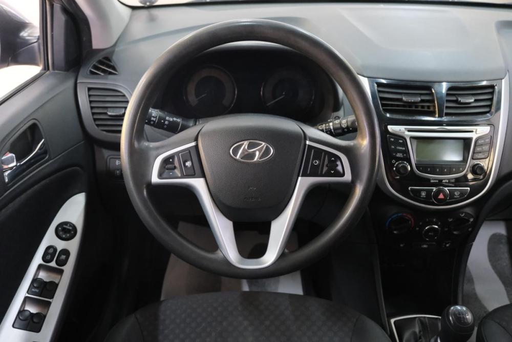Hyundai Solaris I Омск  - изображение 12