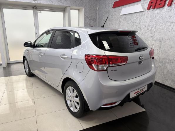 Kia Rio III Рестайлинг с пробегом 2016 года, цена 1 299 000 рублей, 127658 км, хэтчбек, Автокод Объявления