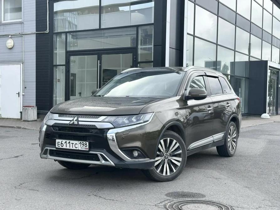 Mitsubishi Outlander III Рестайлинг 3 Санкт-Петербург  - изображение 1
