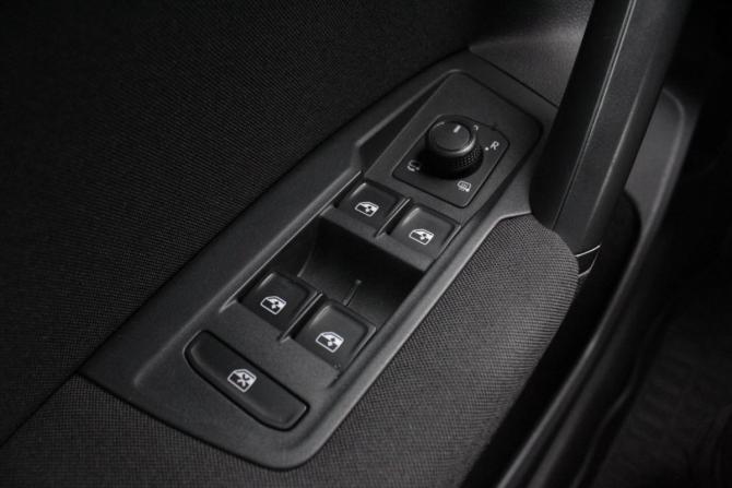 Volkswagen Tiguan II с пробегом 2018 года, цена 2 295 000 рублей, 151565 км, внедорожник, Автокод Объявления