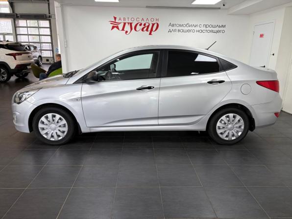 Hyundai Solaris I Рестайлинг с пробегом 2015 года, цена 938 000 рублей, 155293 км, седан, Автокод Объявления