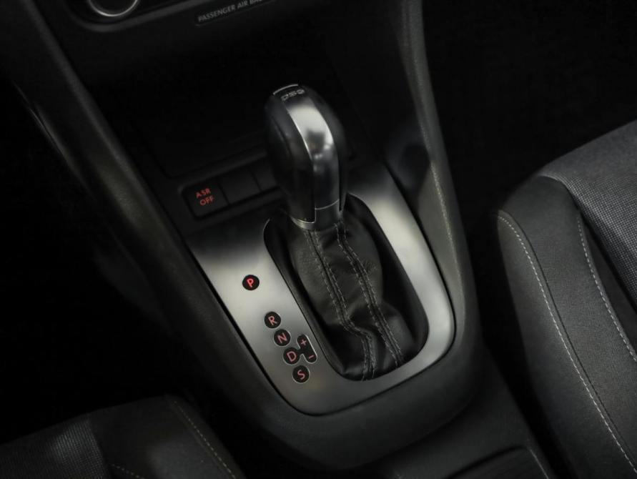 Volkswagen Golf VI Санкт-Петербург  - изображение 15