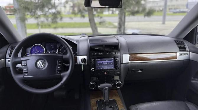 Volkswagen Touareg I Рестайлинг с пробегом 2007 года, цена 1 190 000 рублей, 255000 км, внедорожник, Автокод Объявления