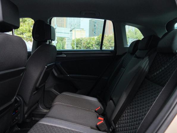Volkswagen Tiguan II с пробегом 2018 года, цена 1 998 000 рублей, 181667 км, внедорожник, Автокод Объявления