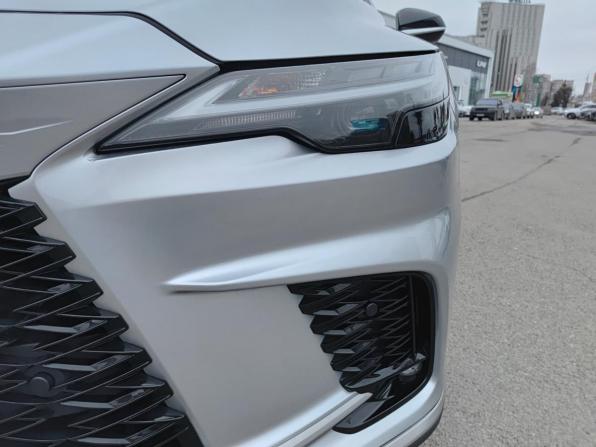 Lexus RX V с пробегом 2022 года, цена 8 118 000 рублей, 15741 км, внедорожник, Автокод Объявления