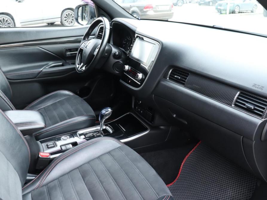 Mitsubishi Outlander III Рестайлинг 3 Москва  - изображение 9