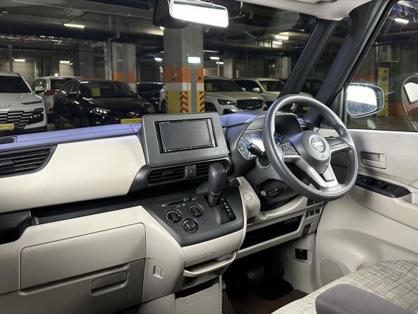 Nissan Roox II с пробегом 2020 года, цена 870 000 рублей, 109907 км, микровэн, Автокод Объявления