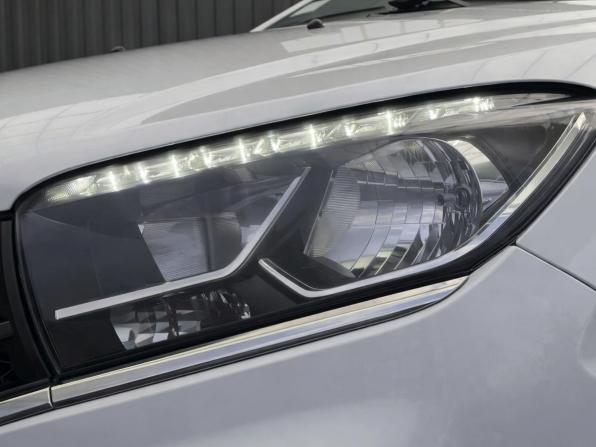 Lada (ВАЗ) XRAY I с пробегом 2019 года, цена 1 017 000 рублей, 131245 км, хэтчбек, Автокод Объявления