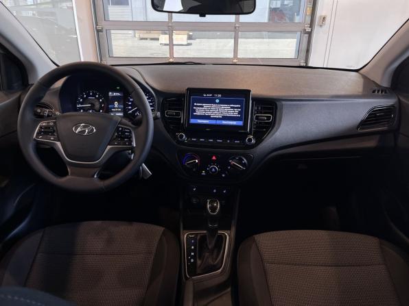 Hyundai Solaris II Рестайлинг с пробегом 2021 года, цена 1 533 000 рублей, 135001 км, седан, Автокод Объявления