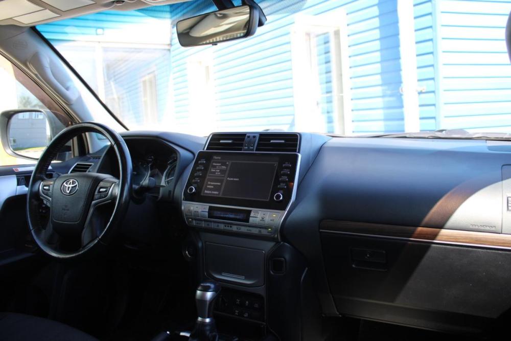 Toyota Land Cruiser Prado 150 Series Рестайлинг 3 Санкт-Петербург  - изображение 22